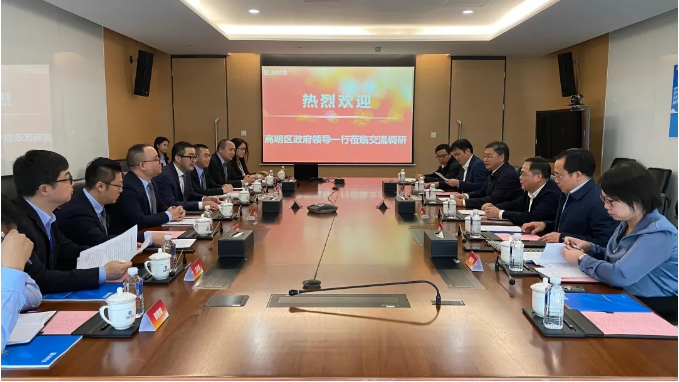 高明区区委书记杨永泰一行到星空游戏环境调研